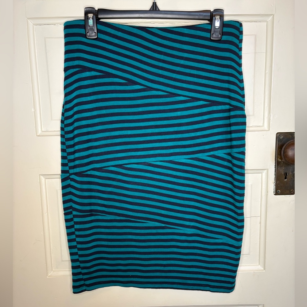 Mossimo women's L striped stretch skirt